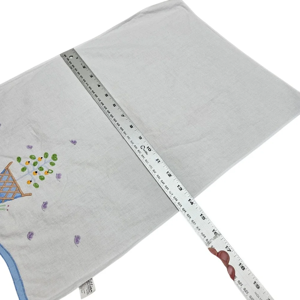 Lillian Vernon Vintage Embroidered Tree Butterflies Scalloped Edge Dish Towel‎